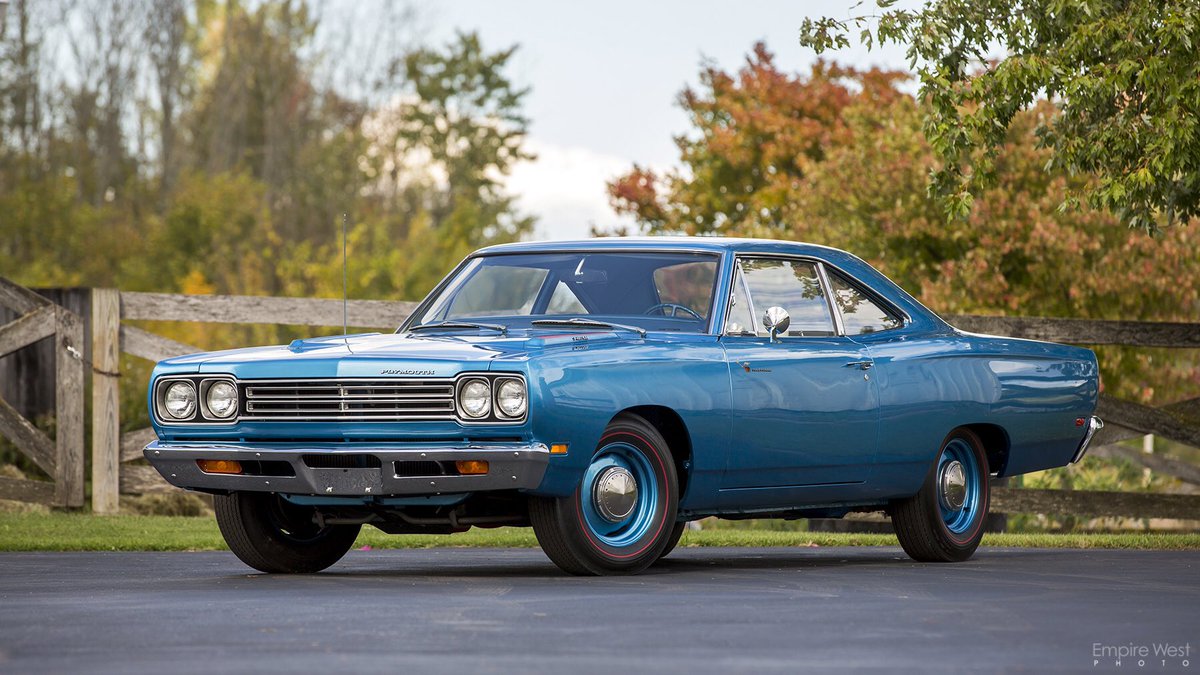 photodave_j's tweet photo. 1969 Plymouth Hemi Road Runner photographed for @Mecum #hemi #roadrunner #mecum #mopar #classiccar #musclecar #426hemi #horsepower #beepbeep #automotivephotographer #carpictures #upforauction #coyoteduster #Canon https://t.co/WWL6ZEN9Wz