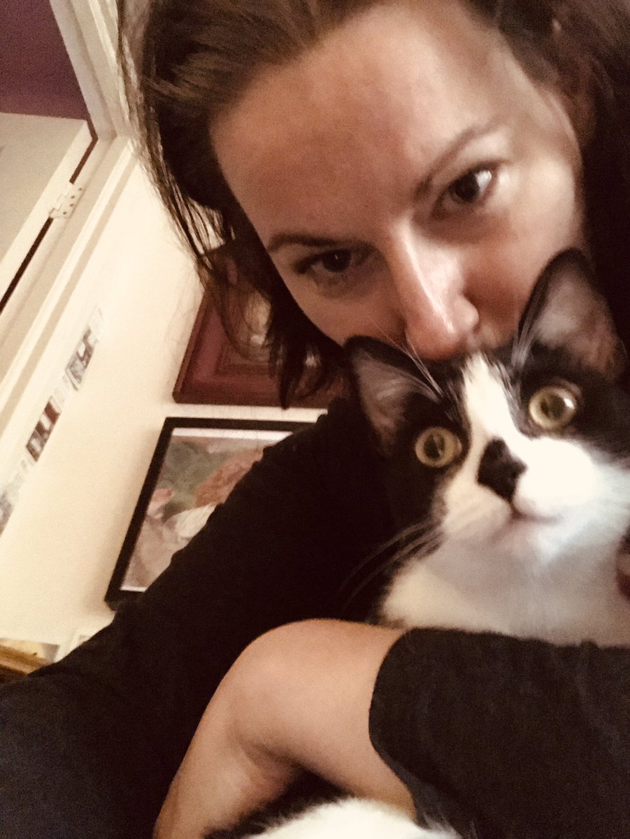 hipster_bear's tweet photo. Us kitties are all feeling sad today. Mom is going into rehabilitation tomorrow for #ankylosingspondylitis an incurable disease.She is so grateful to get a place in respite.She is nervous as  she can’t see any visitors for 2 weeks because of #COVID19 &amp; she will really miss dad💔 https://t.co/tGVyCgY500