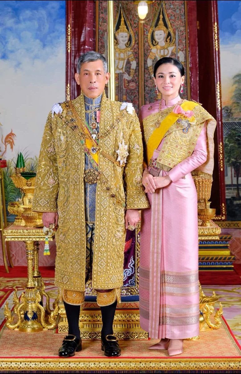 wendylekim's tweet photo. #ราชภักดิ์ #ประชาสาส์น # #รักชาติศาสน์กษัตริย์
#ปกป้องสถาบัน
#เรารักสถาบันพระมหากษัตริย์
#ราษฎรใต้ร่��พระบารมี
#อนุชนรักชาติศาสน์กษัตริย์
#สำนึกในพระมหากรุณาธิคุณใต้ร่มพระบารมี
#ทรงพระเจริญ
#ในหลวงวชิราลงกรณ์ https://t.co/F8t4EthJQR