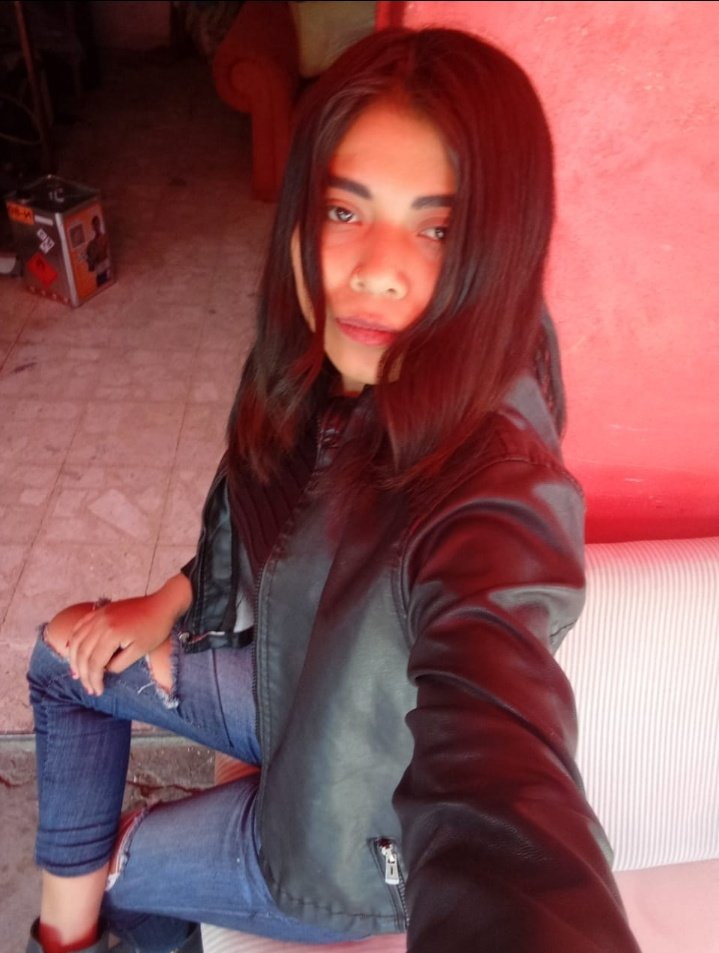 RosarioLpz07's tweet photo. Domingueando aquí en el taller.
#Excelente #Domingo a todos mi amigos.
No olviden regalarme algunos #Likes y #ReTwitt
Soy @RosarioLpz07
😘😘😘😘😘😘😘
Los amoooooooo.
#DomingoDeGanarSegidores
#Packcasero #packsdemorritas #PacksDeSenoritas #PacksRealesVIP #packsdesecunadria https://t.co/U3duVzM3Xz