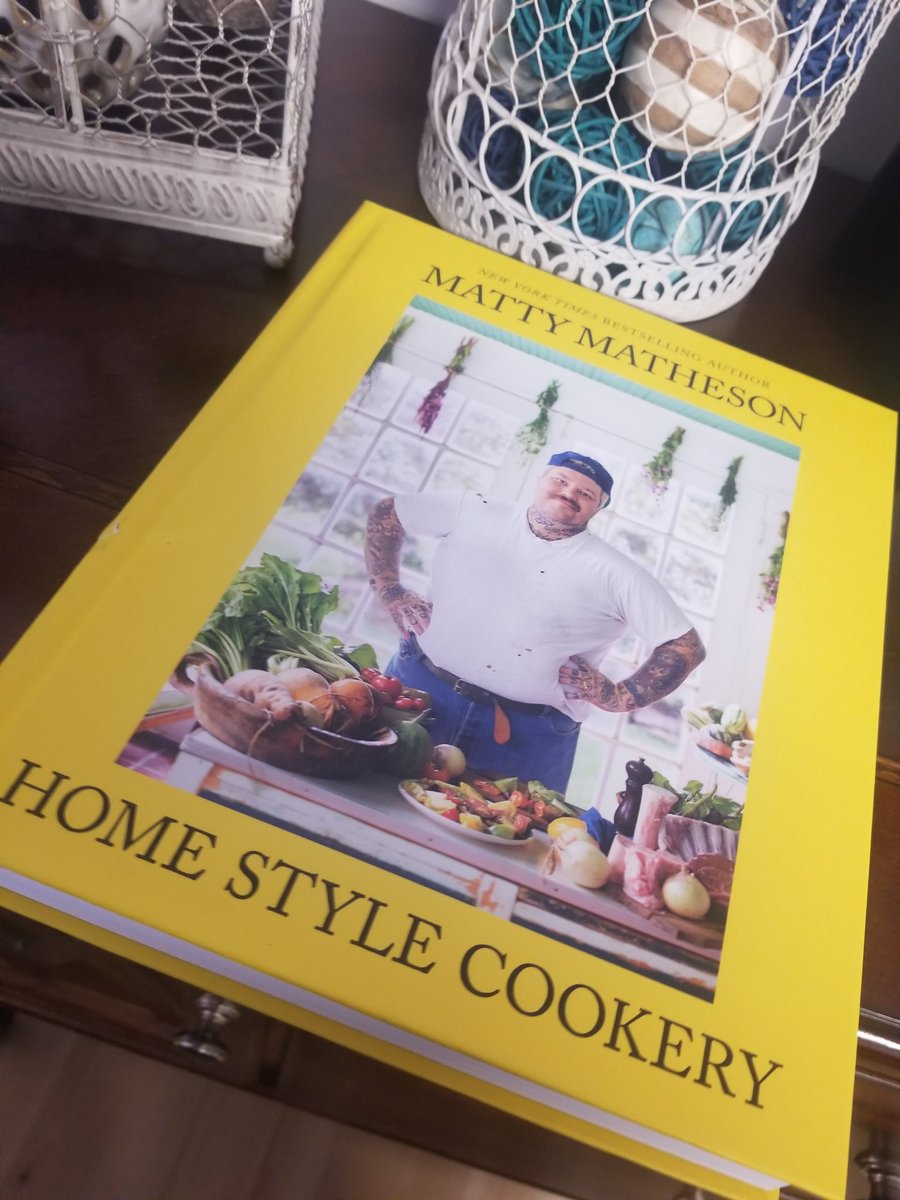 Woooot it finally came in!! Can't wait to start rockin out some of these recipes <a href="/mattymatheson/">MATTY MATHESON</a>