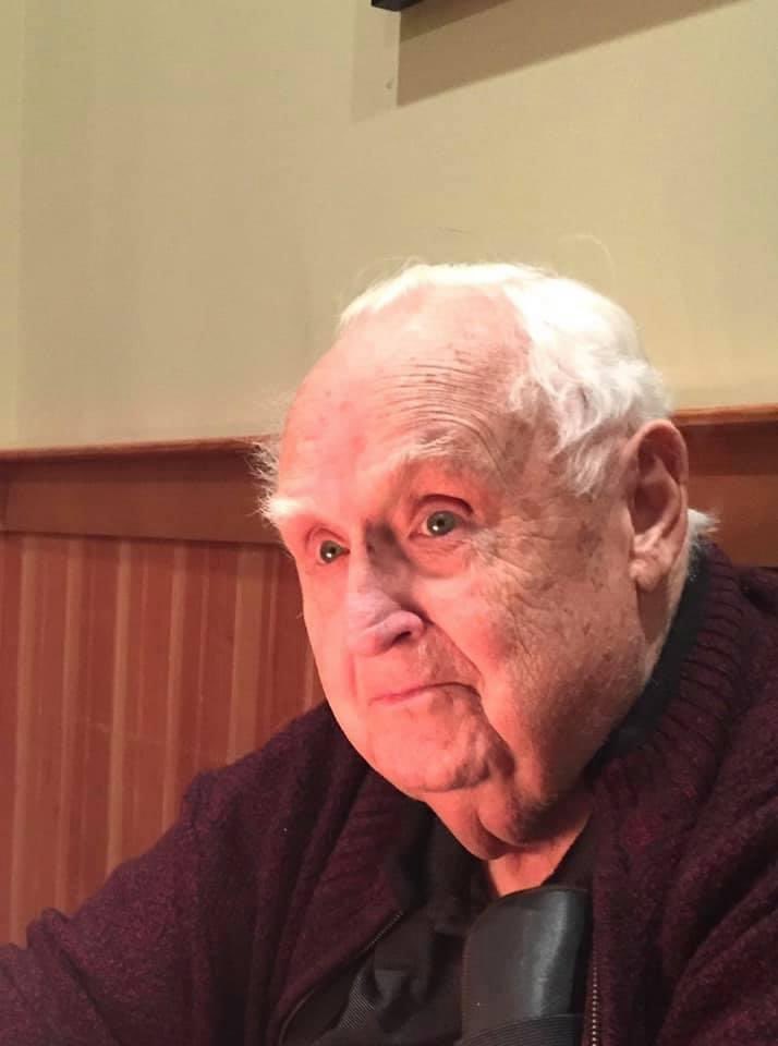 YHSWildcats's tweet photo. It is with a heavy heart that we share that retired York High School Athletic Director and our biggest Wildcat fan Mr Robert E Butler has passed away at 96 years young. Please join us as we extend our thoughts and condolences to the entire Butler family 💙🤍🐾🤍💙 https://t.co/sD9eCDhSps
