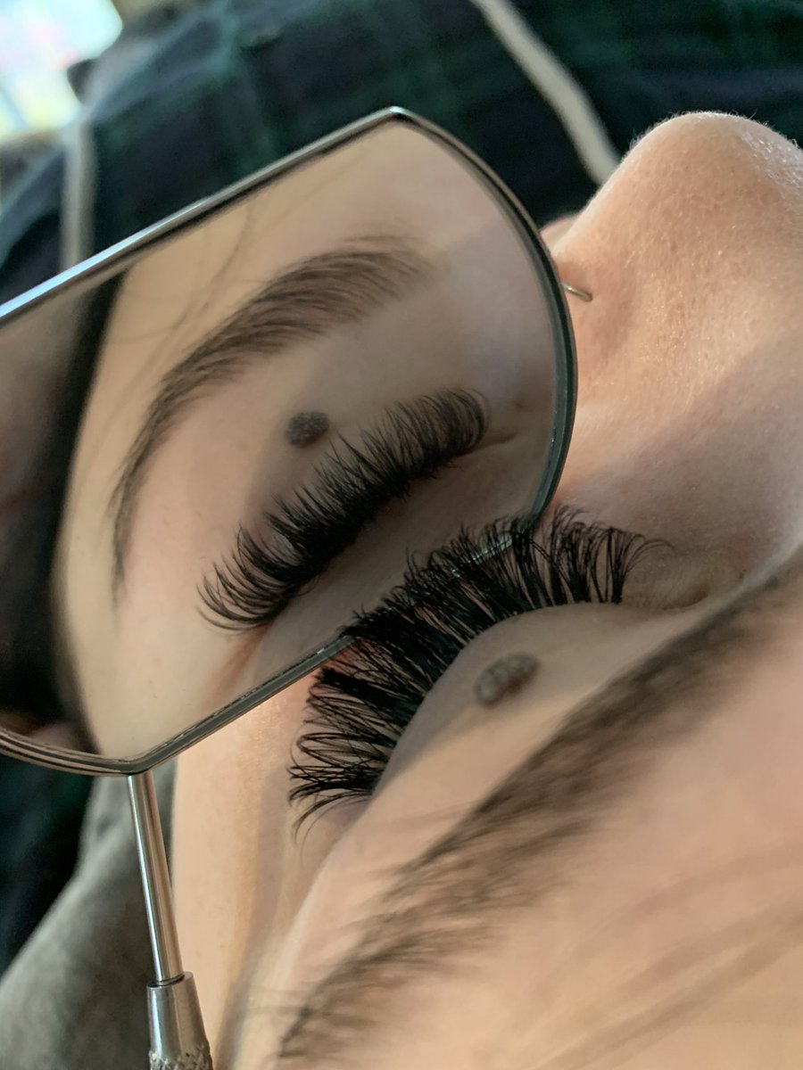 paige_alyssaa tweet media