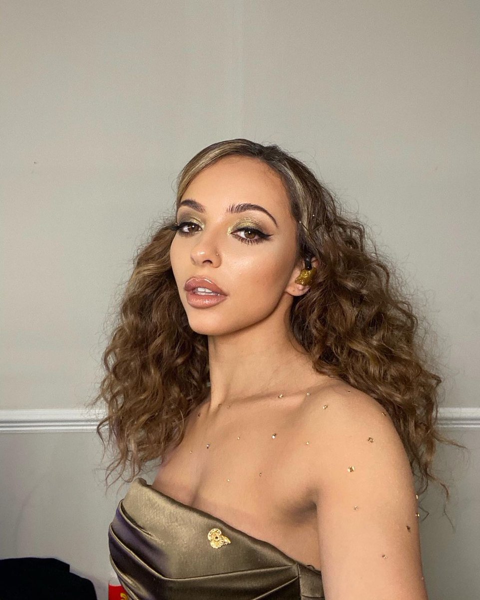 gomezespresso's tweet photo. Jade looked incredible last night #LMTheSearch https://t.co/ihMuKoX6hL