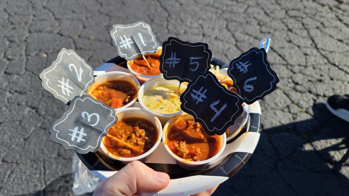 createwithn8yt's tweet photo. 72 and sunny in November...perfect day for an (Covid safe) outdoor chilli cook-off at church!
#Chilli #chillicontest #CookOff #indiansummer #church #COVIDsafe https://t.co/wK4aPLIGp9