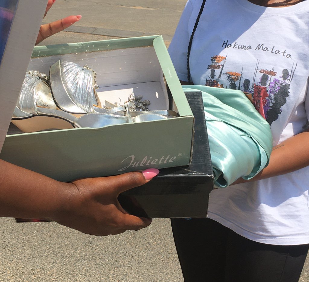 MrsBashaT's tweet photo. Dresses and shoes are dropped off for our girls attending the Summer Soiree @mrswinderley #little_lenses_ 

@MrsSAPageant #mrssatop50 #mrssa2020 ☺️☺️☺️ https://t.co/XmNEKGHLxJ