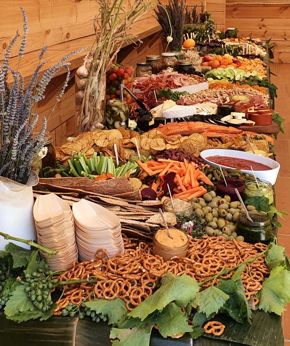 Grazing table
#prelockdown #graze #deliciouscooking #love #NZ #HealthyLiving #catering