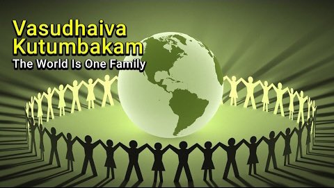 shwetasinghkirt's tweet photo. The World is our Family ❤️ Instead of fighting with one another, let’s fight our own demons inside that separates us from God. The more pure our conscience is the more unity we will feel with everyone and God. Love is the answer for all our problems. #WeStayUnited https://t.co/GPHOCLiaCg