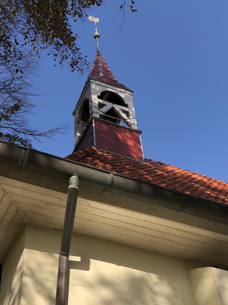 GroningerKerken's tweet photo. Even een frisse neus halen via ons aanstaande lid van #GroningerKerkenFamilie #kerkKolham - 20 november is de overdracht naar de #SOGK - een zonnige toekomst gewenst! https://t.co/6Mj4fC5cdK