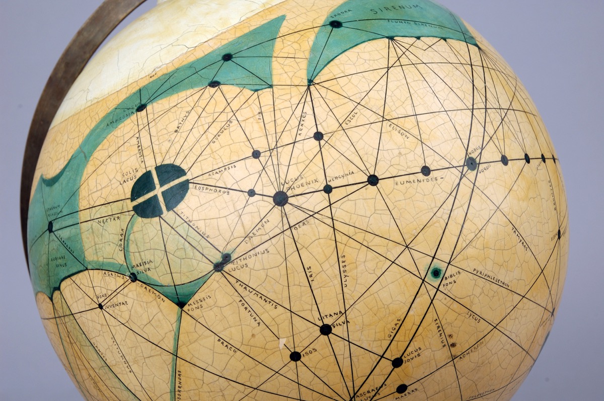 ScientificInst5's tweet photo. Our #instrumentoftheweek is a 1913 globe of planet Mars in the collections of the Whipple Museum of the History of Science, which has recently launched its online collections portal - a treasure trove that you can now easily explore! https://t.co/tv9Q6sPhtk https://t.co/XgG9GTwIjY