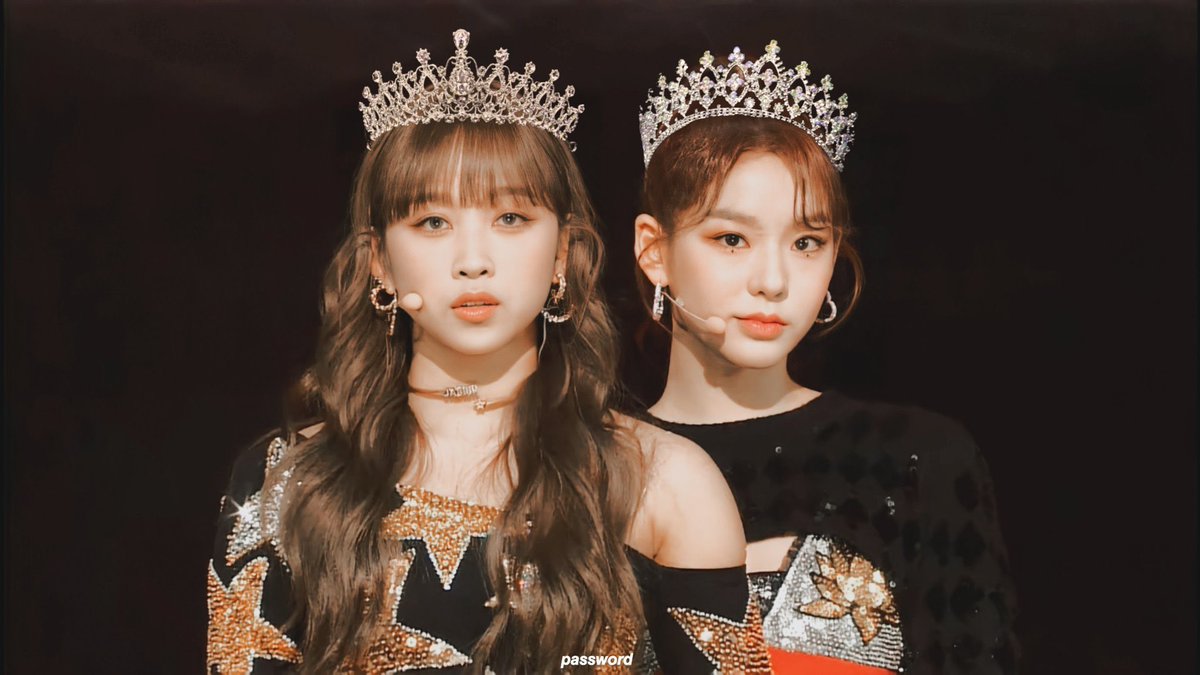 just_flathuman's tweet photo. Plis ni foto sebar kek kemana2 gtu😭 sebar ke fanbase ig, yt, masukin pencarian google kalo perlu😭 Gua iseng nyari nama member lewat google foto lama semua😭 plis dunia harus tau mereka! Visual mereka! Vokal mereka! Dance mereka! SUMPAH INI CANTIK BANGET! 
@5ecretNumber https://t.co/7juWuToWnr