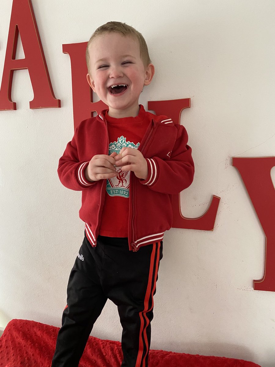 Marbag01's tweet photo. Second half magic please, Callum is ready for it. #LFC #YNWA ⁦@CarrasNYC⁩ ⁦@LFCUSA⁩ https://t.co/piaqIuWAsl