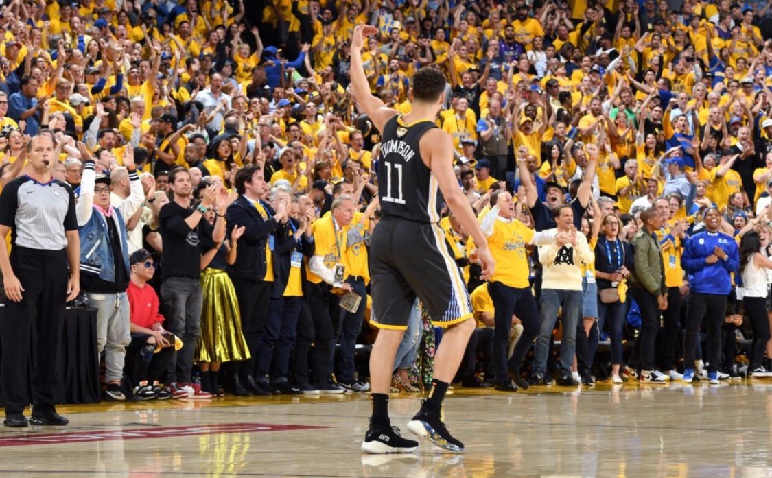 ThompsonScribe's tweet photo. #SundayRandomness on the Warriors, Oakland, $40 million and lessons to be learned
https://t.co/bB67NycBTh https://t.co/lgZsohOji3