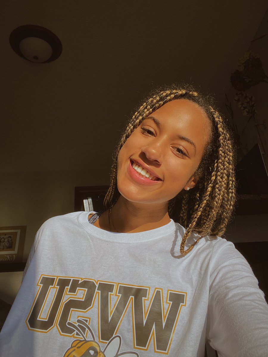 RileyWestbrook1's tweet photo. I would like to thank God, my family, and my coaches for always supporting me and making it capable for me to play the sport I love. I am so excited to announce my verbal commitment to West Virginia State University to further my academic and athletic career! 🐝💛🖤 https://t.co/9QOUOKsy9Y