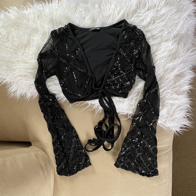 More items on Poshmark✨Some for just $5 💗 https://t.co/U1XYBMIQUX https://t.co/xIL68Ai1rz