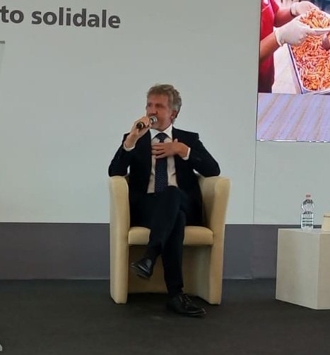 "Anche i Veterinari faranno i tamponi": il commento del Presidente dei Medici Veterinari
fb.watch/1DWsOtVMOV/