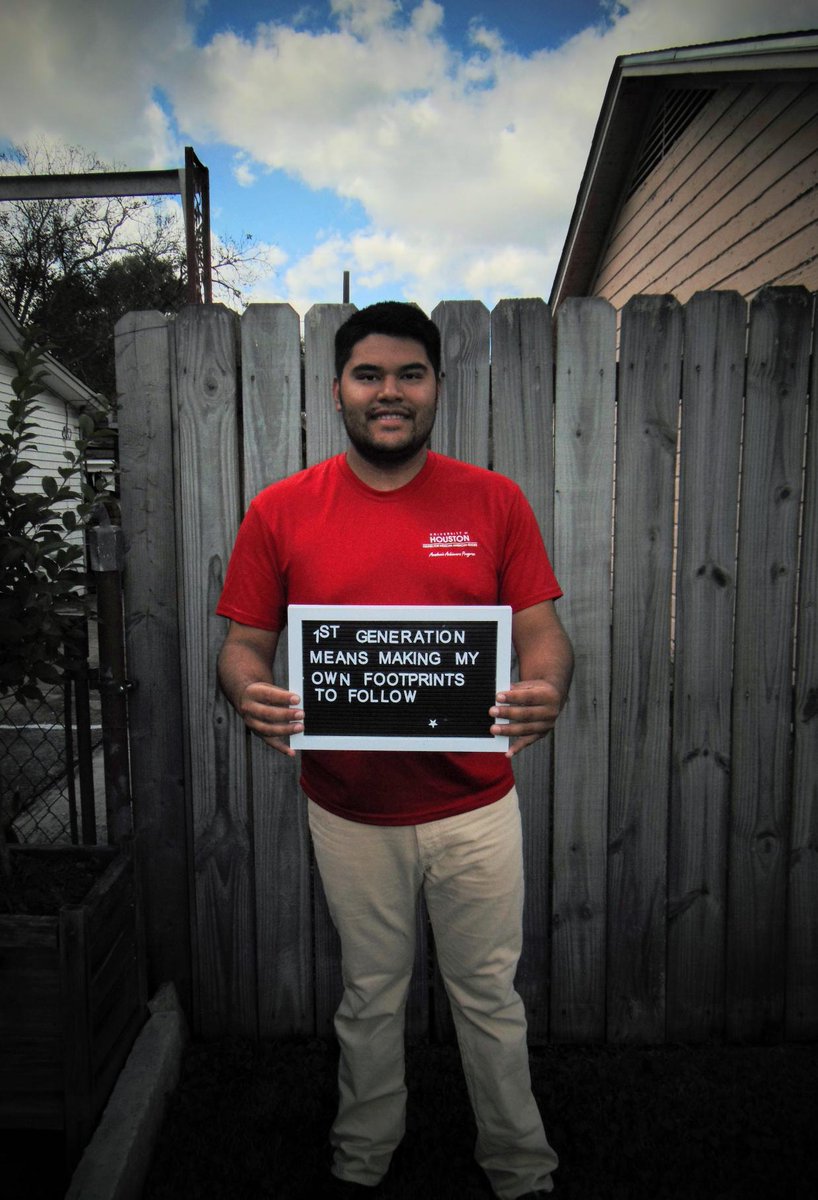 uhcmals's tweet photo. Today we are celebrating National First Generation College Student Day! #UHFirstGen #FirstGenDay
We asked our AAP students "What does a first generation college student mean to you?" https://t.co/PvvBTxAdnY