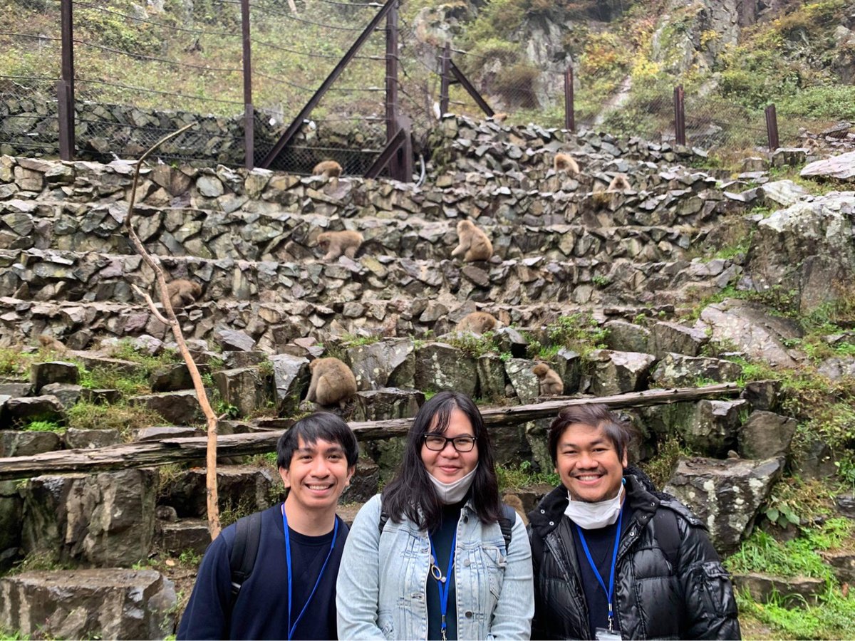 maycatherine08's tweet photo. And the last stop in Nagano was the Snow Monkey Park which was a 20minute hike!!! And I wore boots with heels!! 😩😩😩 One of the main regrets of my life haha 

But still enjoyed watching the monkeys use the onsen and fight during their feeding time. https://t.co/pckQHp5yqA