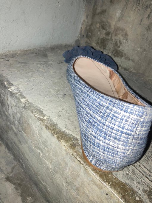 這雙有人喜歡嗎?  #扫楼 #恋足 #打胶  #原味 #射鞋 #Cumshoes #射平底鞋 #Cumflats https://t.co/FVOnpmIsQE<a href="/tag/%E6%89%AB%E6%A5%BC"class="tags">#扫楼</a><a href="/tag/%E6%81%8B%E8%B6%B3"class="tags">#恋足</a><a href="/tag/%E6%89%93%E8%83%B6"class="tags">#打胶</a><a href="/tag/%E5%8E%9F%E5%91%B3"class="tags">#原味</a><a href="/tag/%E5%B0%84%E9%9E%8B"class="tags">#射鞋</a><a href="/tag/cumshoes"class="tags">#Cumshoes</a><a href="/tag/%E5%B0%84%E5%B9%B3%E5%BA%95%E9%9E%8B"class="tags">#射平底鞋</a><a href="/tag/cumflats"class="tags">#Cumflats</a>