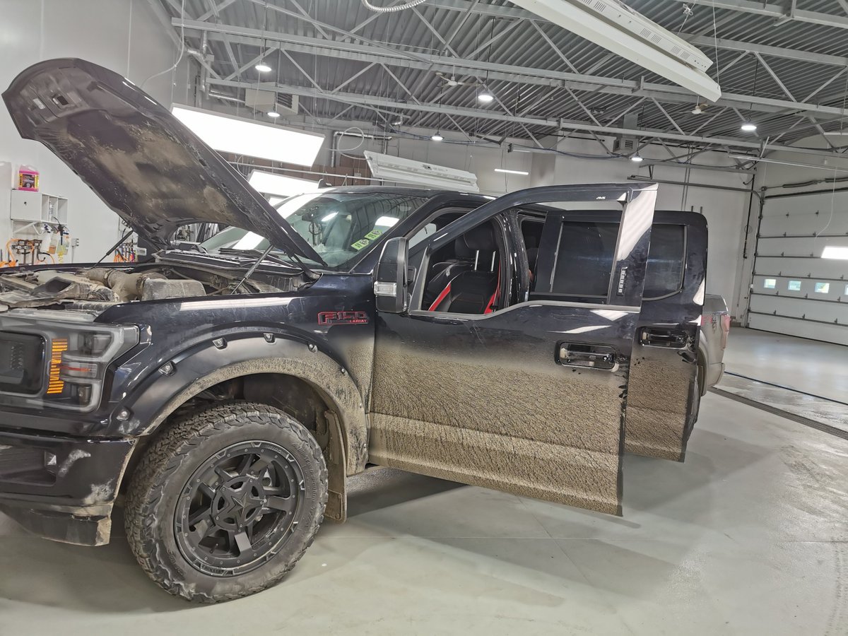 bubblescanada's tweet photo. Our #Mayfield #YEG team had their hands full with this one! Complete interior detail & protection, engine bay makeover, exterior paint decontamination, corrective polish & #GTQuartz Nano Ceramic coating for unparalleled depth of colour & shine. https://t.co/ksfyut4rJd