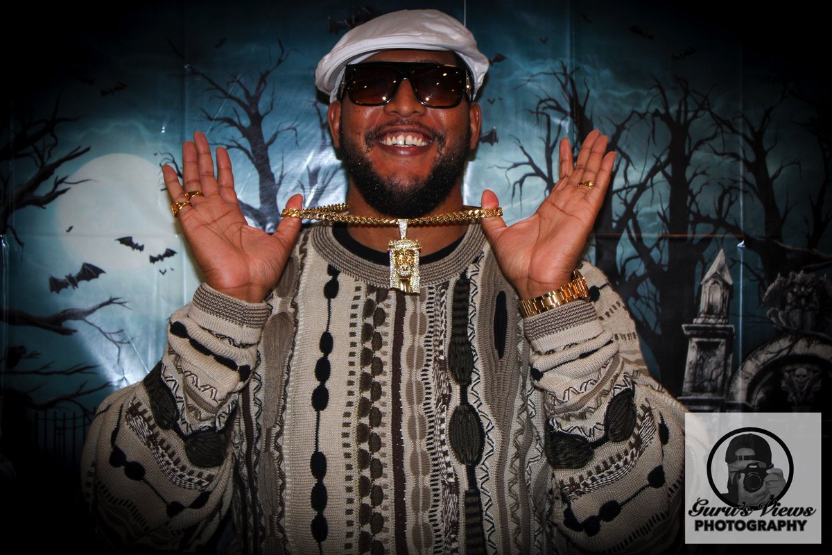 guru813's tweet photo. 10-31-20 (housewarming) #halloween2020
#gurusviews
.
.
.
πΈ @guru813 https://t.co/T75FYE6QRO