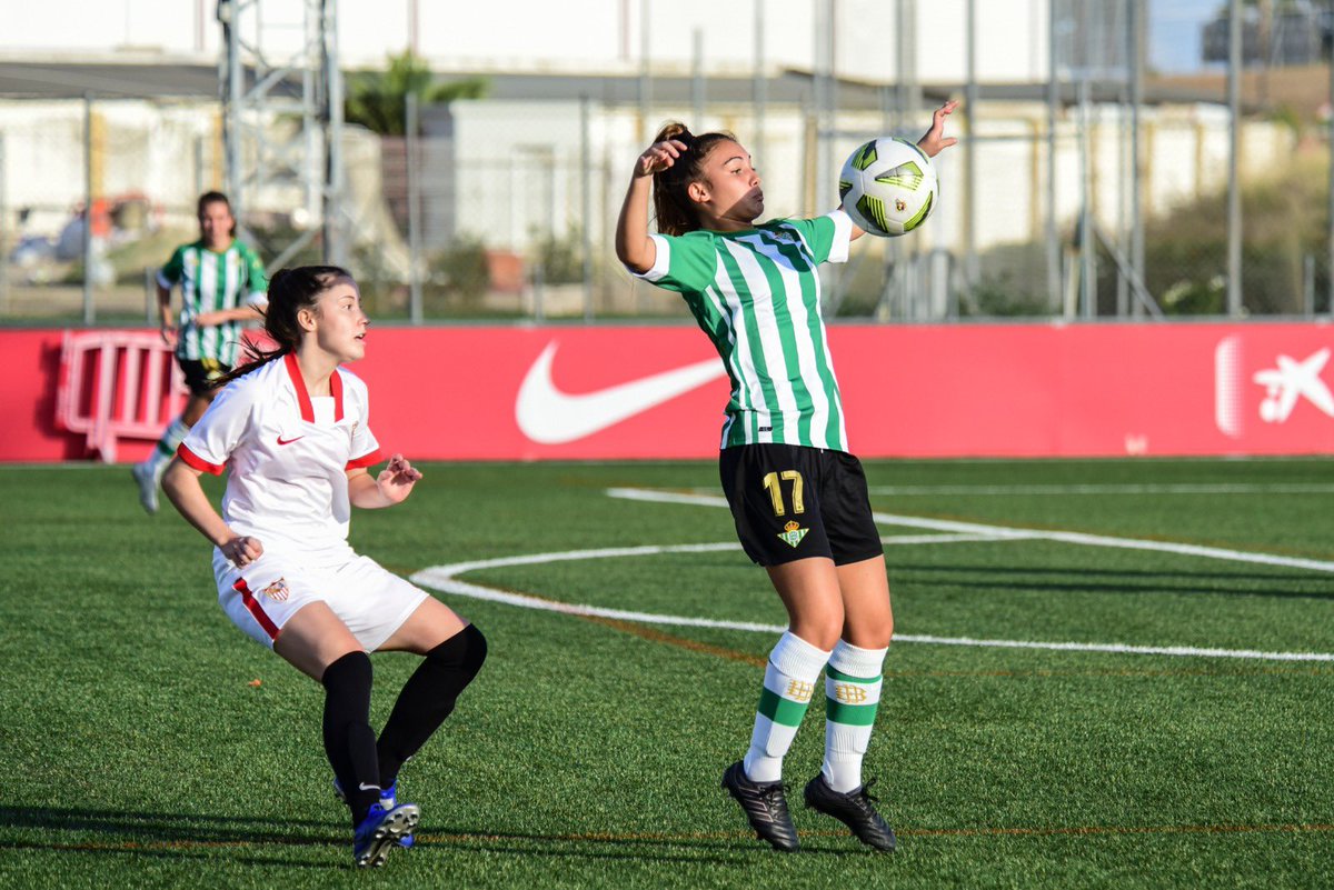 RealBetisFem's tweet photo. El #BetisFéminas se adjudica el primer derbi de filiales en #PrimeraNacional (0-2) 🙌🏼💚

Los goles de Lucía Méndez y Blanca le han dado la victoria al conjunto de José Juan Luque ante el @SevillaFC_Fem ⚽️👌🏼

¡Gran partido, chicas! 👏🏼 https://t.co/1AEO8jYpd2