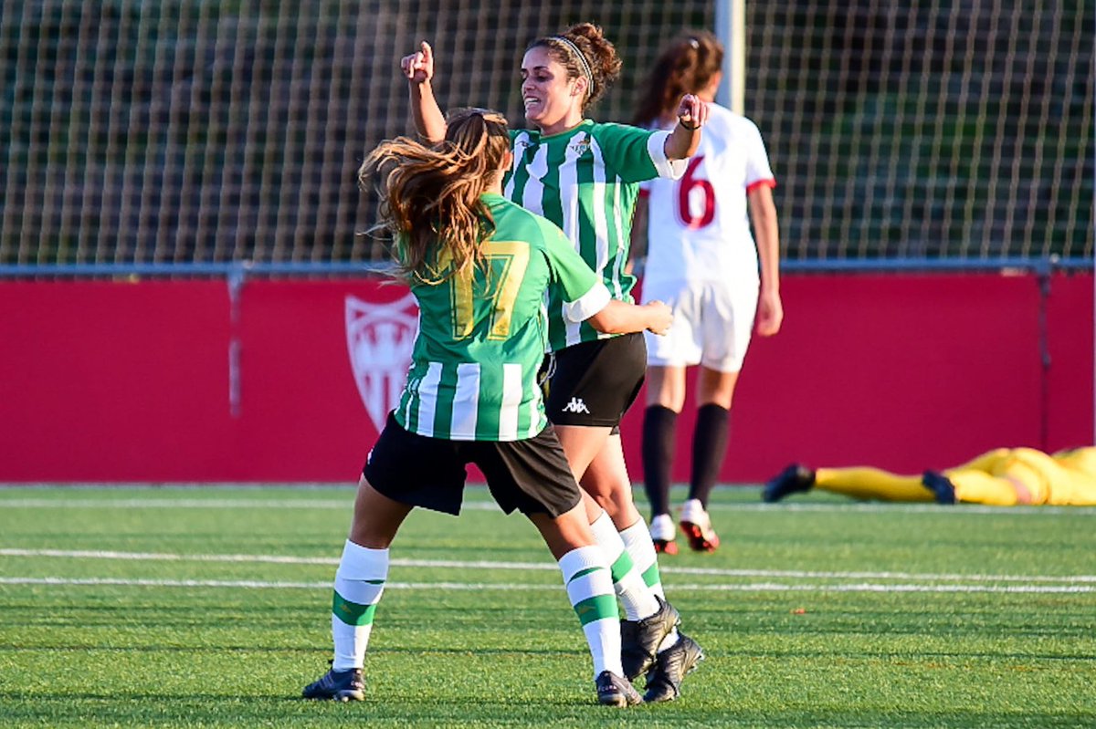 RealBetisFem's tweet photo. El #BetisFéminas se adjudica el primer derbi de filiales en #PrimeraNacional (0-2) 🙌🏼💚

Los goles de Lucía Méndez y Blanca le han dado la victoria al conjunto de José Juan Luque ante el @SevillaFC_Fem ⚽️👌🏼

¡Gran partido, chicas! 👏🏼 https://t.co/1AEO8jYpd2