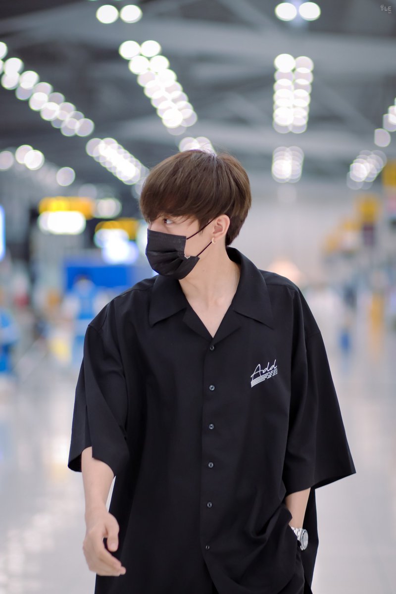 altTLEbt's tweet photo. 08.11.2020, #AltbForMSw :-)

CNX - BKK 🖤

#หัวใจศิวัช https://t.co/d5y4E6559K