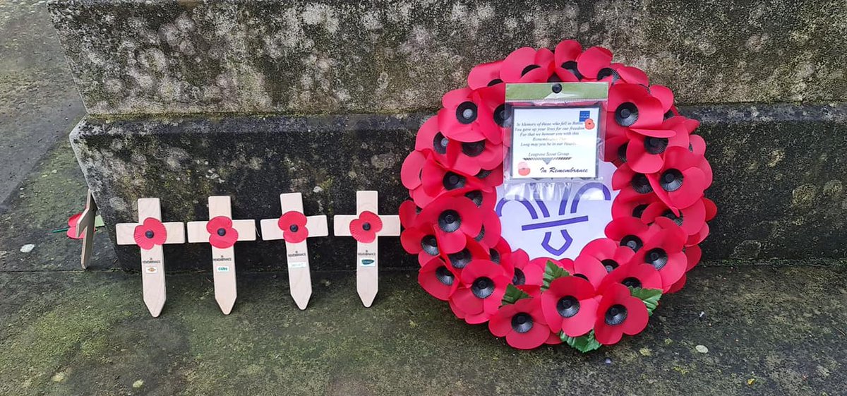 Leagravescouts2's tweet photo. Today we took part in the doorstep silence for Remembrance Sunday. Over 50 Beavers, Cubs, Scouts, Young Leaders and Leaders sttod at 11.00am outside there homes to remember those who fought and died for our future.

#WeWillRememberThem  #LestWeForget https://t.co/vhlSVHMVgm