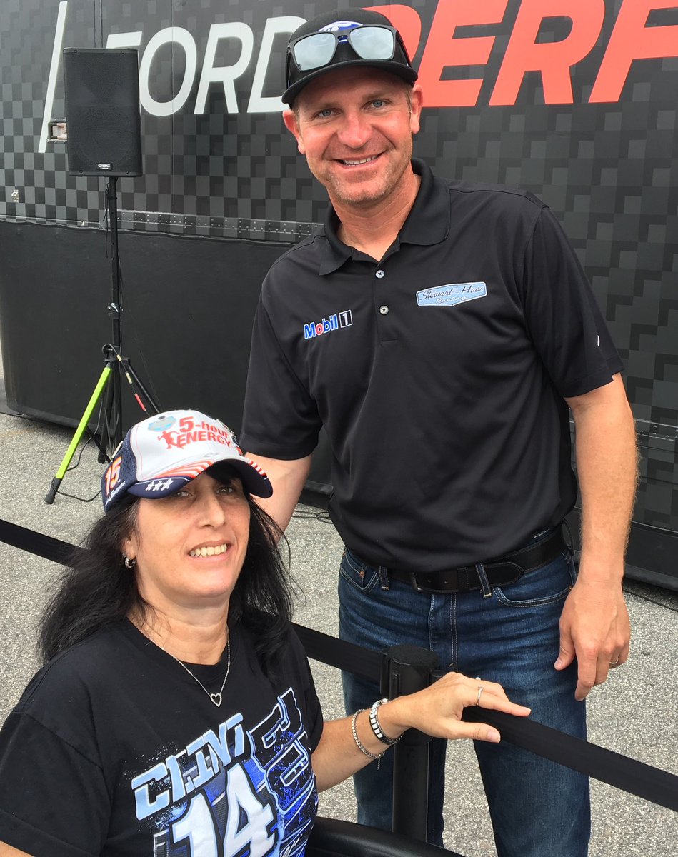 sf49ergirl16's tweet photo. @TocoWarranty @ClintBowyer Me too ๐ญ๐ญ๐ญ #goClintgo https://t.co/xSZCfc6WIl