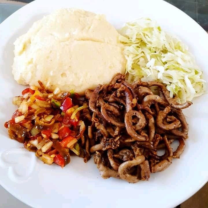 EfolichiTravel's tweet photo. Home made meal #africanfood https://t.co/aku3FkRbAh
