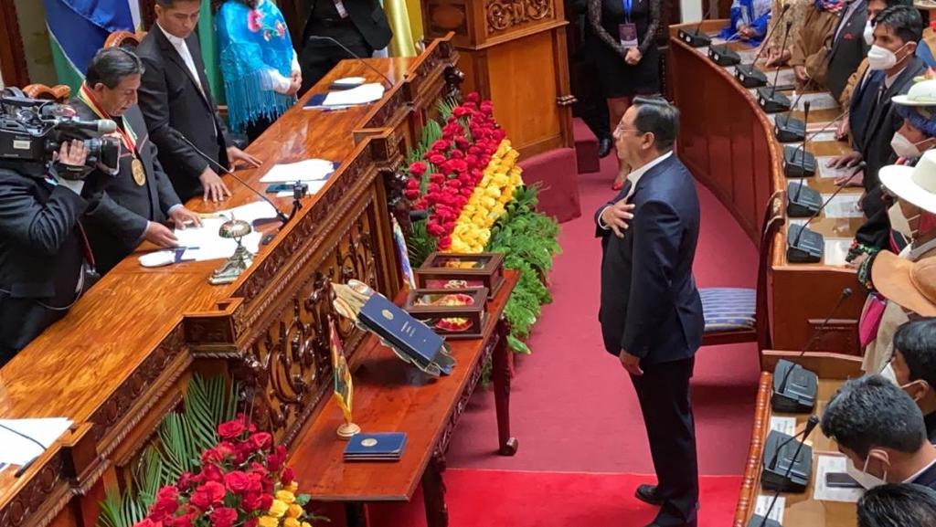 Retornó la esperanza y la democracia a Bolivia con el Presidente <a href="/LuchoXBolivia/">Luis Alberto Arce Catacora (Lucho Arce)</a> y el Vicepresidente <a href="/LaramaDavid/">David Choquehuanca</a>. Hermanos, desde Venezuela les deseamos a ustedes y al pueblo boliviano el mayor de los éxitos en esta nueva etapa. Es un día de fiesta para toda la Patria Grande.