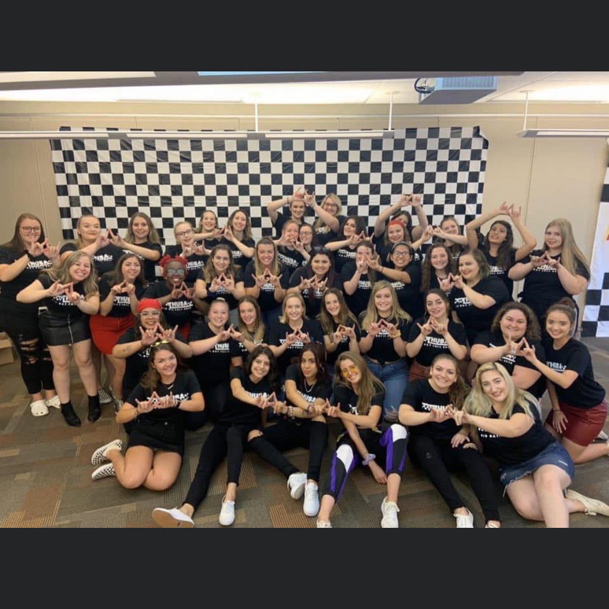 sigmagammaphi's tweet photo. Happy founder’s day to the Kappa chapter 💚🤩 #sisterhood https://t.co/Vq6Gsmiqox