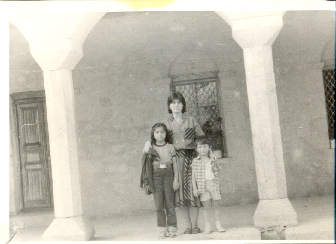 I remember visiting my grandma’s side of the family in  #Shusha. This photo is from Shusha in 1987, right before the conflict started. I am the little one. I remember Shusha as sunny, green and white. I also remember a Samovar tea we had on “Cıdır Düzü” with the local fresh herbs