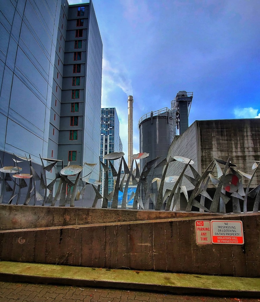 ocelopan's tweet photo. Industrial Seattle
Taken October 2019
.
.
.
.
#OnePicPerDay #PicOfTheDay #Seattle #WashingtonState #flashesofdelight #unlimitedcities #travelog #theglobewanderer #Note10PlusPhotography #aYearAgo #Autumn https://t.co/5BOr7V6sBf https://t.co/zOpkZDh29J