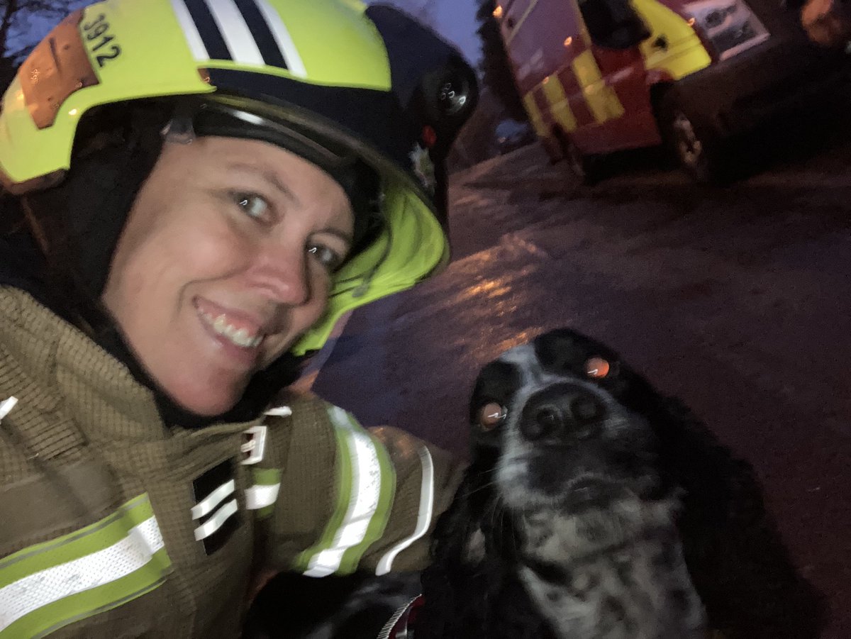 It was lovely to see Dexter the Fire Dog today. I just about got him to stay still long enough for the selfie! 🐶 <a href="/MidsDog/">East Mids Fire Dog</a> <a href="/nottsfire/">Nottinghamshire Fire and Rescue Service</a>