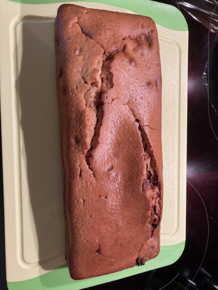 maierst's tweet photo. Ein richtig selbstbestimmter Sonntag mit Schoko-Resteverwertung beim Backen, frischer Luft #Laufcomeback etwas #Renovierung mit der Dame des Hauses, dann Hefe-Verwertung und Optimierung der Fleischküchle-Künste. Heute alles gut - morgen wieder Wahnsinn🤷🏻‍♂️ https://t.co/esIpuSfrVl