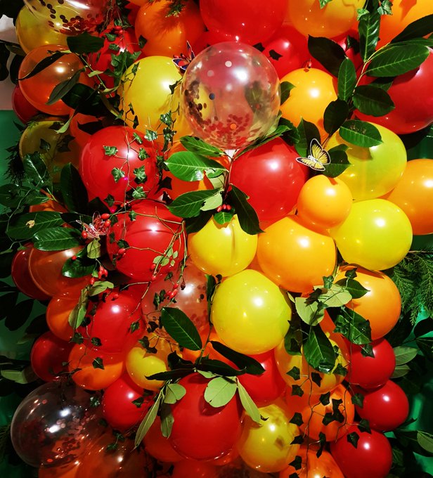 My wall grew arms, legs, leaves... butterflies... balloons... 🤣🎈🎈 it's now too pretty to burst!! #fetish<a href="/tag/fun"class="tags"><span>#fun</span></a><a href="/tag/plants"class="tags"><span>#plants</span></a><a href="/tag/fetish"class="tags"><span>#fetish</span></a><a href="/tag/balloons"class="tags"><span>#balloons</span></a><a href="/tag/leaves"class="tags"><span>#leaves</span></a><a href="/tag/decorating"class="tags"><span>#decorating</span></a>