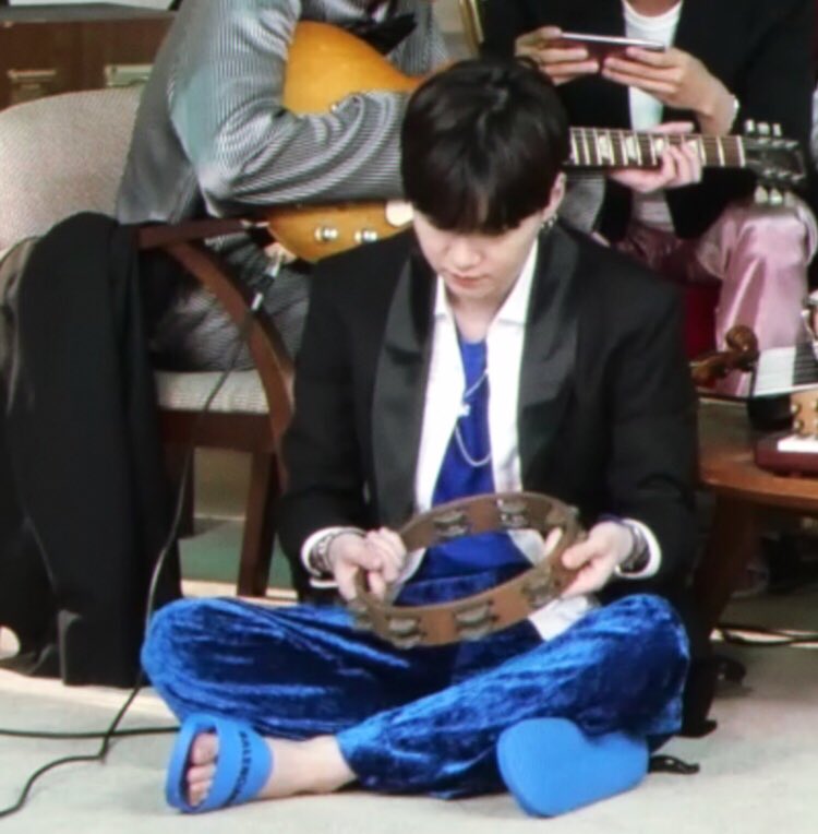 suga pics tweet media