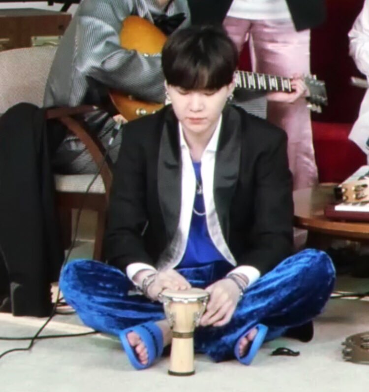 suga pics tweet media