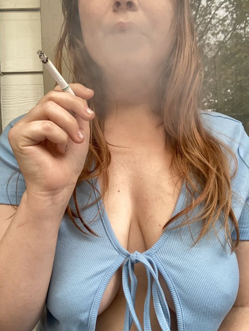 Good morning 💕 #smoking #cigarettes #smokingfetish https://t.co/nntMXS1kZn<a href="/tag/smoking"class="tags">#smoking</a><a href="/tag/cigarettes"class="tags">#cigarettes</a><a href="/tag/smokingfetish"class="tags">#smokingfetish</a>