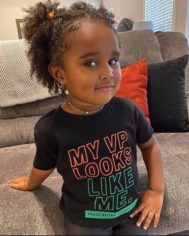 SonnyVermont's tweet photo. This little girl is putting smiles on the faces around the world.
💞💞💞💞💞 https://t.co/q13mhgunDb