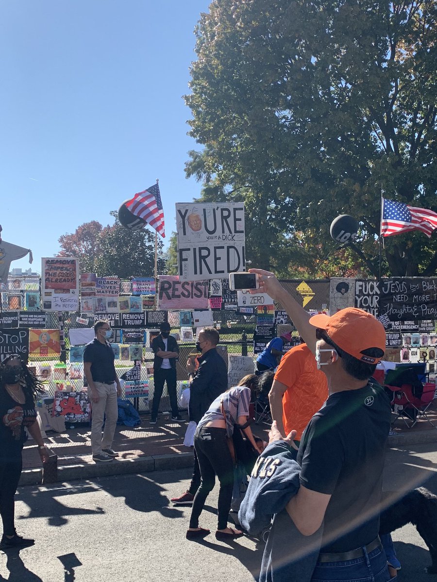 _iambryson's tweet photo. Had to come out to DC and celebrate the Biden/Harris victory! #EveryVoteCounted @JoeBiden @KamalaHarris https://t.co/BKXFF4JacS