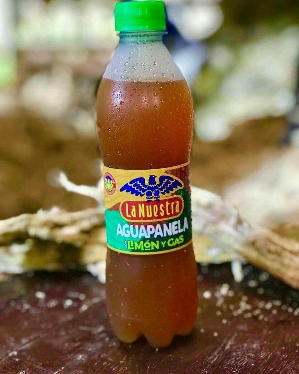 Andrés Guerrero on Twitter: "Miren lo que nos encontramos, un nuevo producto: Aguapanela la Nuestra. 100 % colombiana 🇨🇴😋 ¿Qué les parece?… "