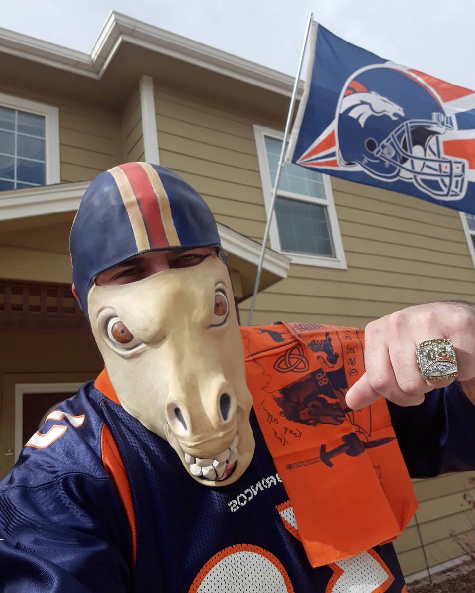 TheGameFace81's tweet photo. You Know How I Roll On GameDay!! #BroncosCountry #TheGameFace #BGOE #BGGJ #BroncoGang #1Flag1Luv https://t.co/VtU2GthD55