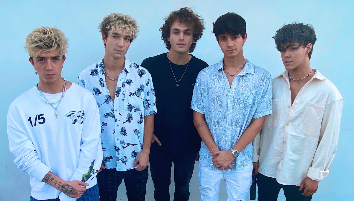 whydontwemusic's tweet photo. emas today! 

https://t.co/Trsw5Mn5eX https://t.co/pw93zy8SNr