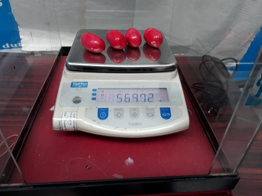 ccphqrskochi's tweet photo. Trivandrum AIU A Batch has made a seizure of 1322.67 gms of Extracted gold from three pax travelled by Emirates EK flight. The gold was concealed in their rectum.

@cbic_india 
@cgstcustvm https://t.co/O1e80AtMGk