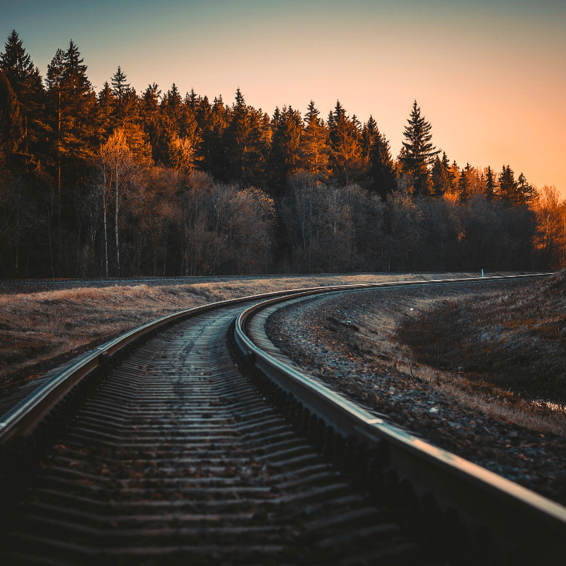 Every track in life is full of possibilities! 😊

📸 credit: <a href="/iriser_k/">Iriser</a>

#Quupe #QuupeLife #TrainTracks #Tracks #Rental #RentFilmGear #HireACamera #Canon #Sony #Nikon #Lens #Photography #Travel #Vancouver #vancouver_canada #vancity #vancitybuzz #vancitylife #vancouverbc #Event