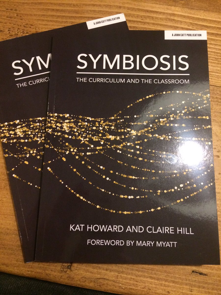 Bought an extra copy of #symbiosis by <a href="/Claire_Hill_/">Claire Hill</a> &amp; <a href="/SaysMiss/">Kat Howard</a> by mistake. Looking for a new owner. Like and RT if you’d like me to post it to you. Will pick someone at random on Thursday 7pm.