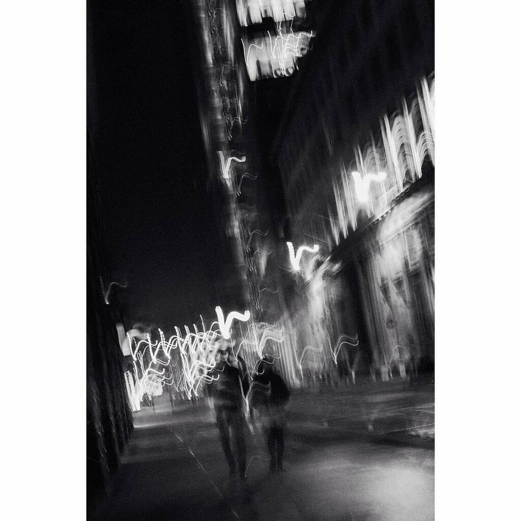 keisot_'s tweet photo. .
.
.
#blackandwhitephotography #londonphotographer #bw_maniac #bnw_international #ig_photostars_bw #blackandwhitephoto #filmnoirphotography #intentionalcameramovement #bnwmood #darkartwork #creativephotography #cameramovement #photoimpressionism #darkro… https://t.co/c6K3aX61E1 https://t.co/779cH0Vdi3